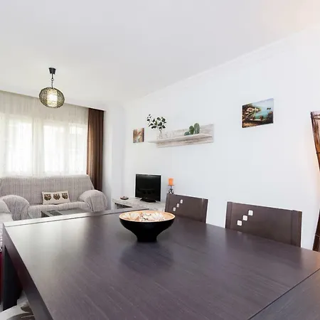 Apartment Alaska 800 M De La Playa Parking Privado Malaga